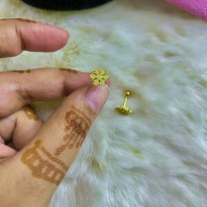 Snowfall 18K Gold Earrings E74